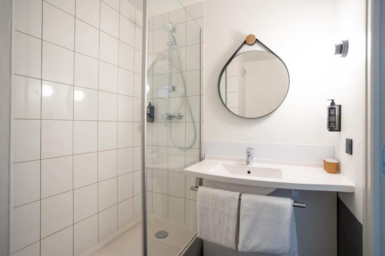 Two Connecting Double Rooms,1445296948:JPEG